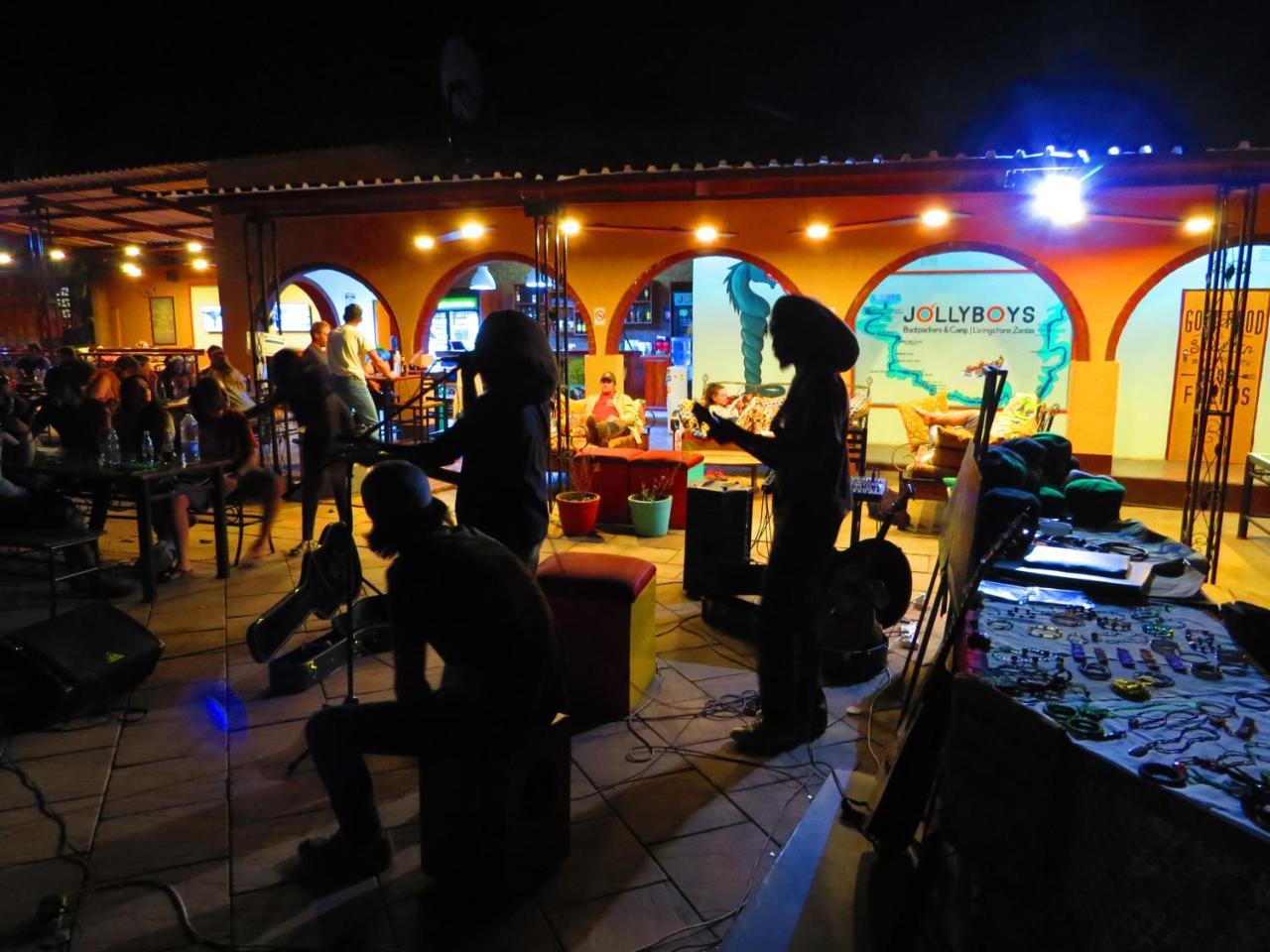 Jollyboys Backpackers Hostel Λίβινγκστον Εξωτερικό φωτογραφία